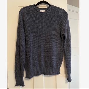 Jessica Simpson blue maternity sweater
